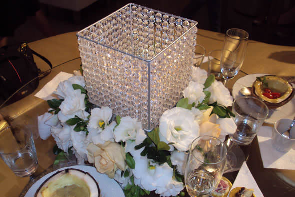 decoraçµao de mesa para festa de casamento