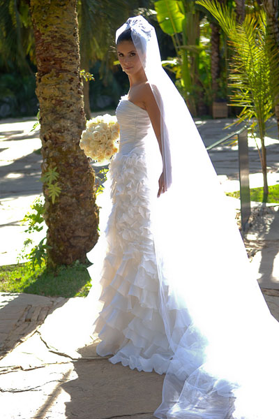 vestido de noiva com véu